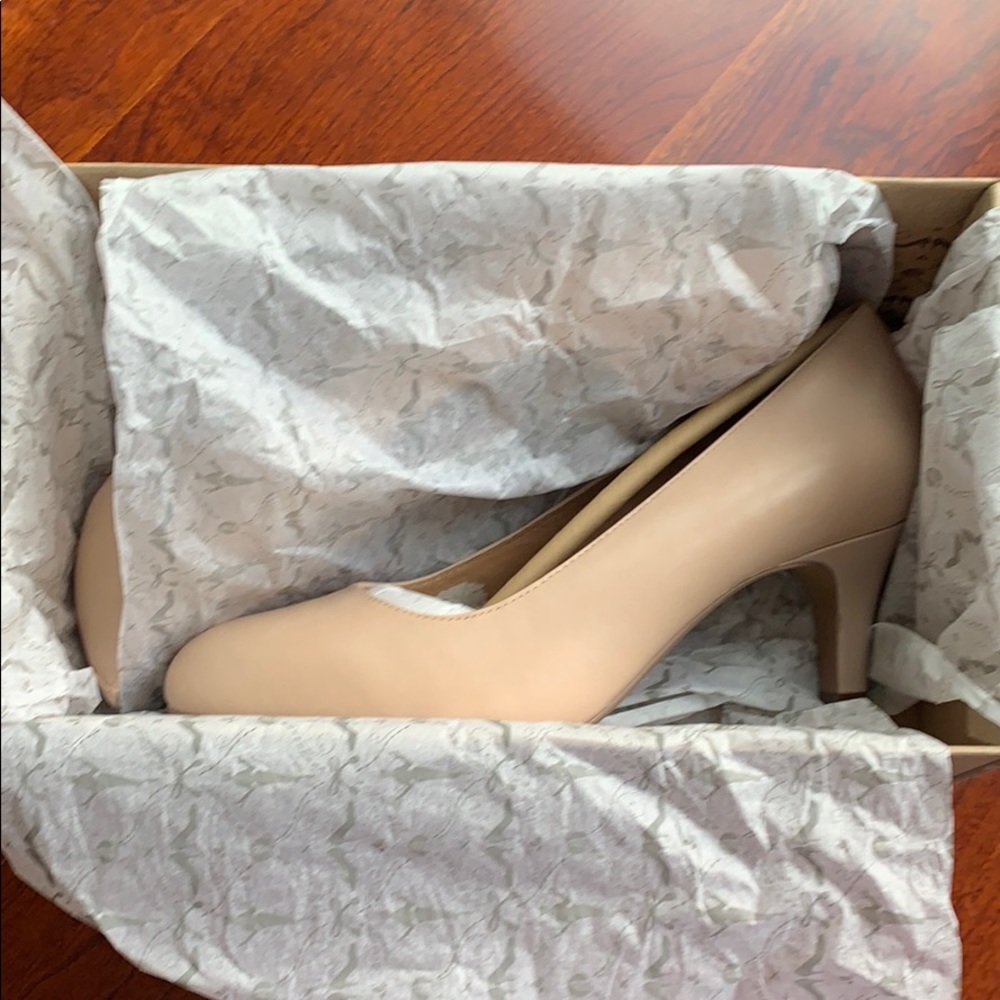 Women’s Nude Leather Heels